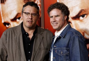 2010年9月16日，执行制片人Will Ferrell(右)和Adam McKay(左)出席了HBO《东行向下》第二季在洛杉矶的首映礼。(美联社图片/马特·塞尔斯)